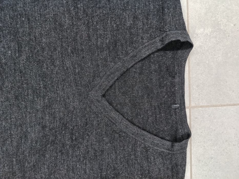Sweter męski Selected 100% wełna merino v-neck roz. XL