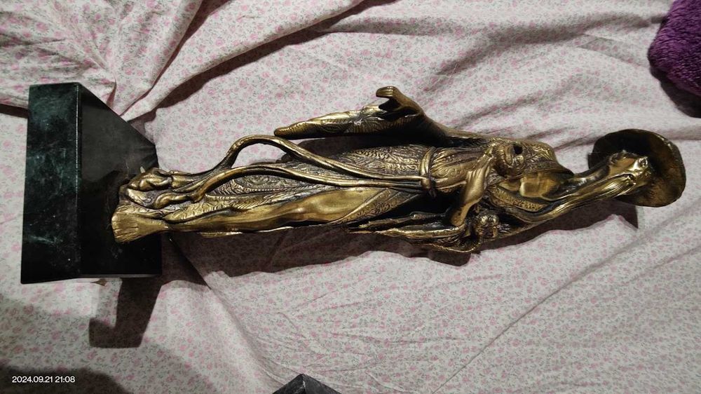 Peças com 45 cm em Bronze Art Deco