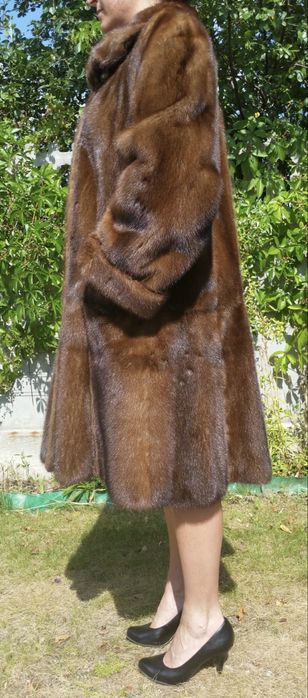 Płaszcz z naturalnych norek – Saga Mink | Superior Quality