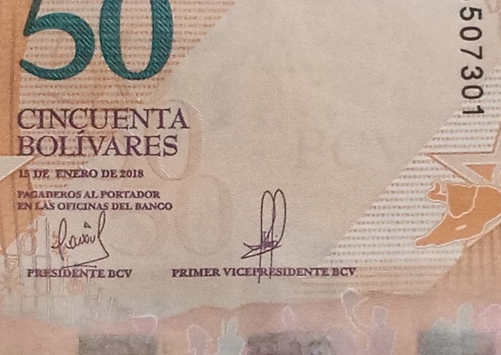 Lote 10 notas 50 Bolivares- numeração seguida UNC