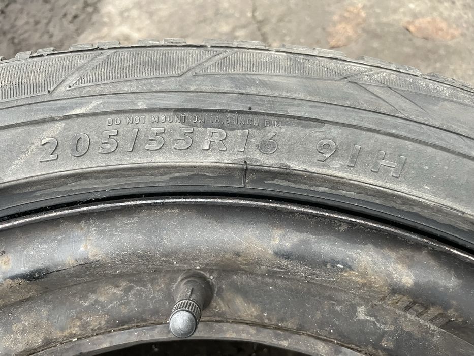 Продаю диски з резиною і ковпаками 205/55/r16