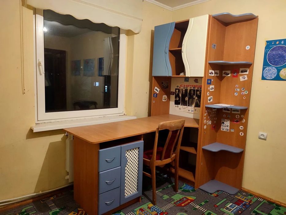 Продаж 4-кімнатної квартири 84,1 м кв. в  ближньому центрі м. Старий Самбір Самбірського району Львівської області.