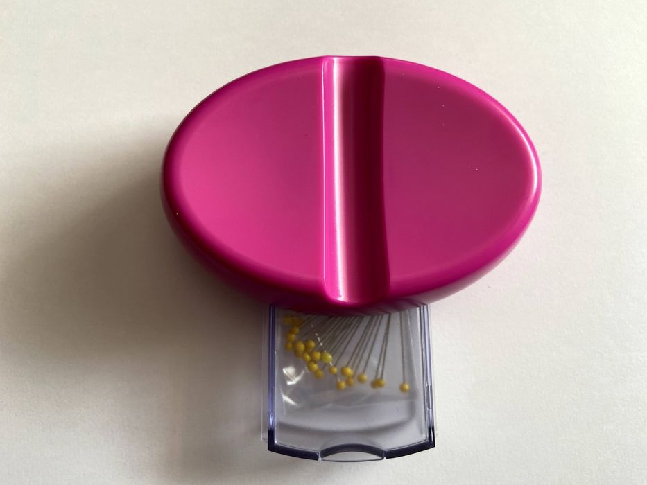 Alfineteira Magnética com Gaveta