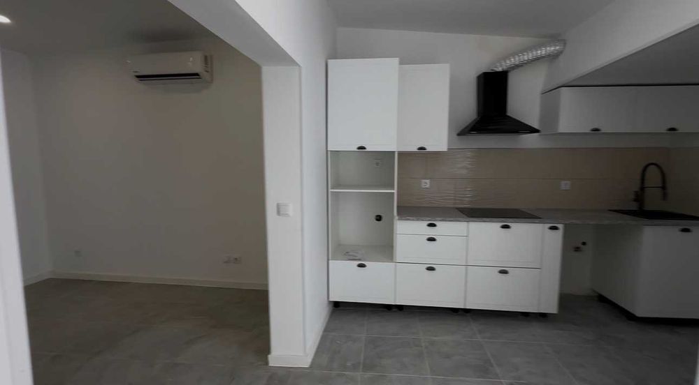 Excelente oportunidade em Couço, Coruche — Três moradias T2 (duas remodeladas) — 150.000€ negociáveis