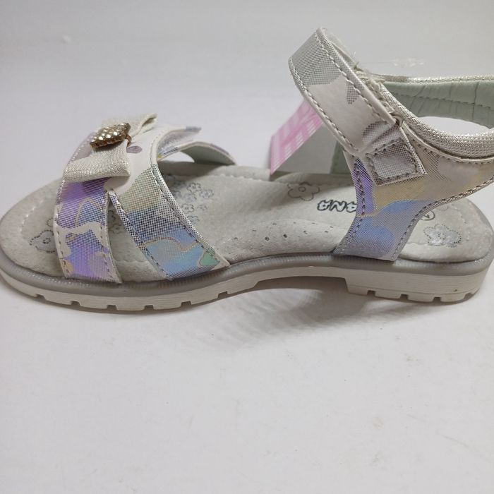 Nowe sandały roz 27 wkładka skórzana profilowana 18 cm