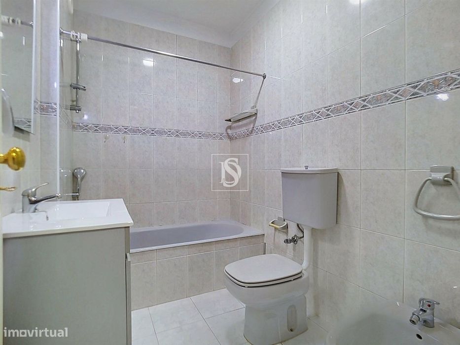 Apartamento T1 Venda em Águas Santas,Maia