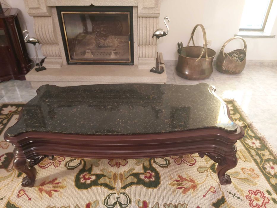 Mesas de apoio (vários modelos)