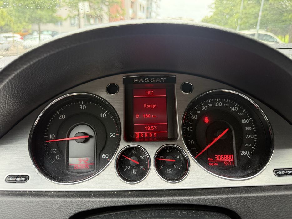 VW Passat B6 2.0 TDI 140 cv Automatica