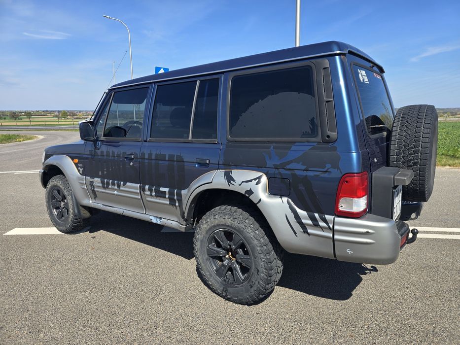 Hyundai Galloper 2000 photo 2