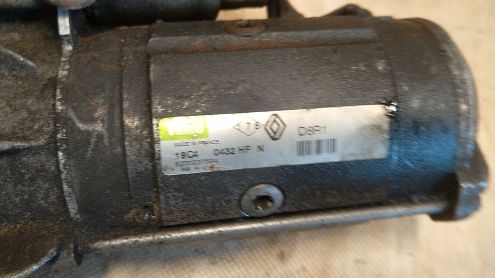 ) Master II rozrusznik 2.5 DCI