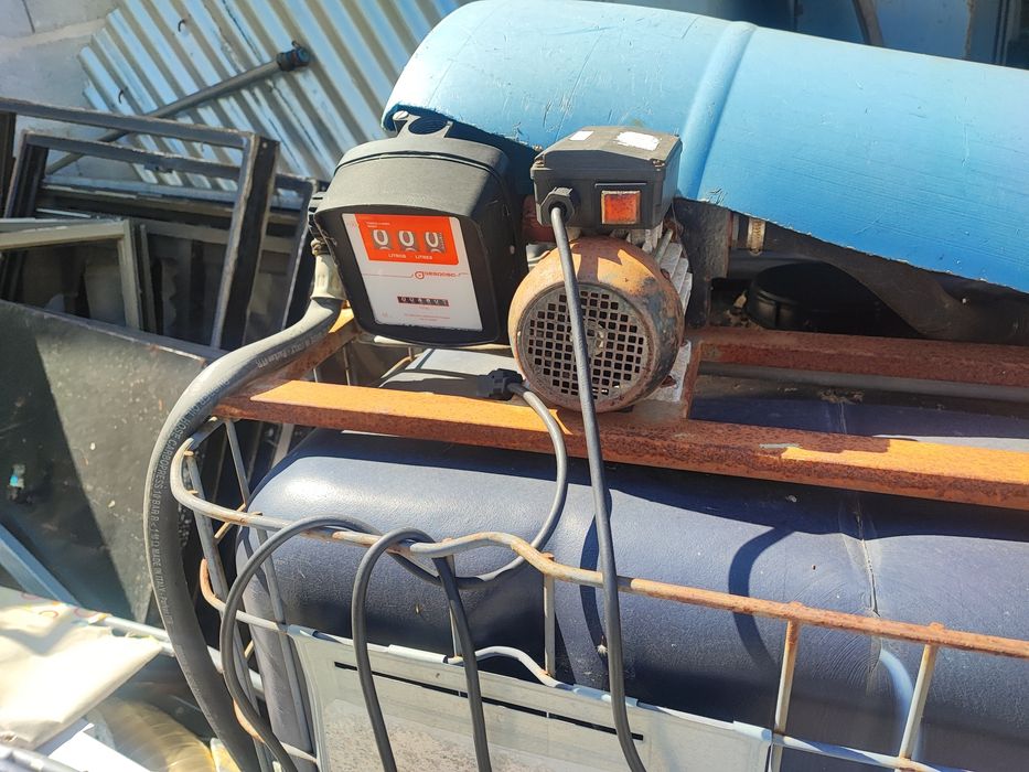 Cuba de 1000l com bomba