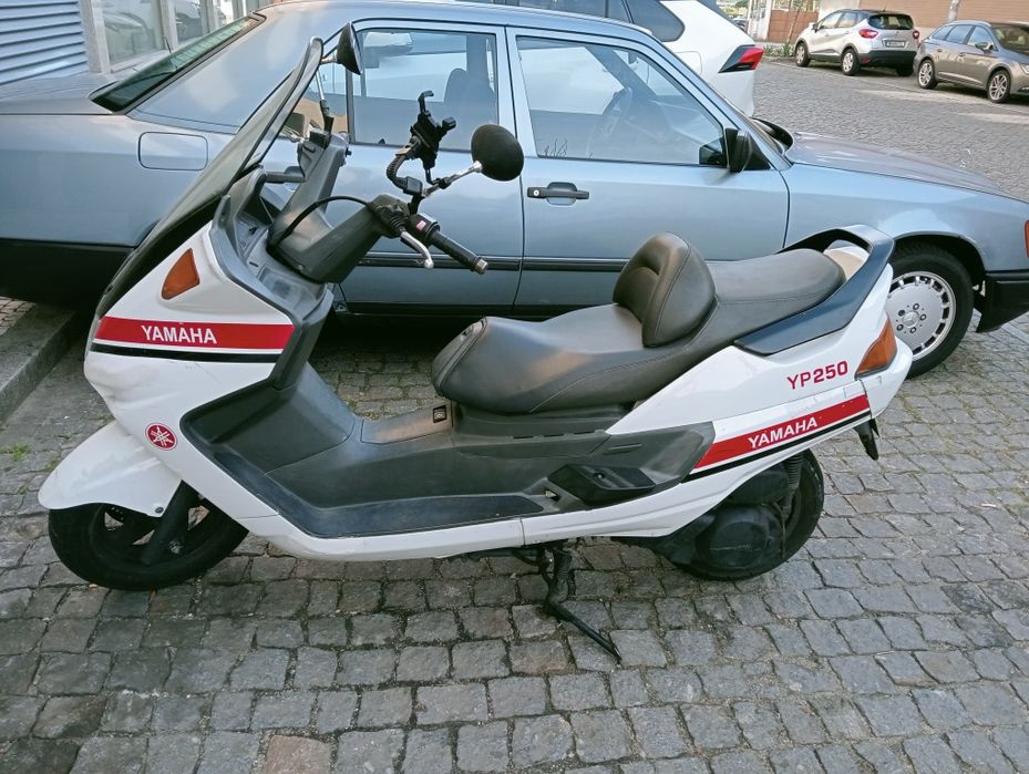 Yamaha Majesty 250 — 1998 — para reparar / peças