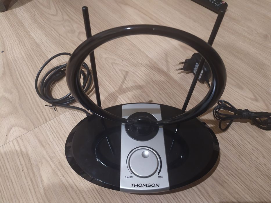 Антенна с усилителем,Thomson