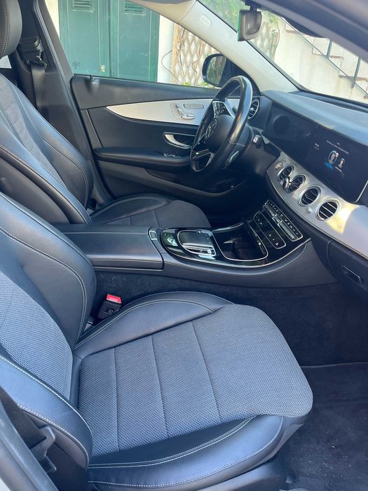 Mercedes‑Benz E300de Avantgarde 2022 · IVA Dedutível · Garantia Mercedes 2027 · Pack Night · HUD · Bancos Elétricos