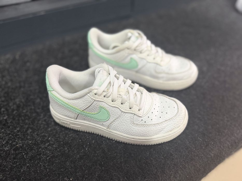 Кросівки Nike Force 1  19см 31р