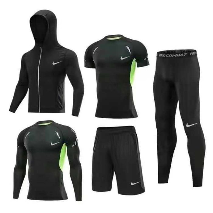 Комплект Nike 5 в 1 : Худі, Шорти, Рашгард, Футболка та Легінси.