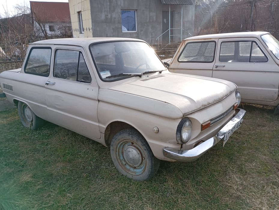 ЗАЗ 968 є три під відновлення