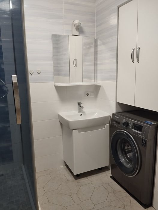 Продамо сучасну 2 кім.кв 81 м2  з евроремонтом в новому будинку р-н Ма