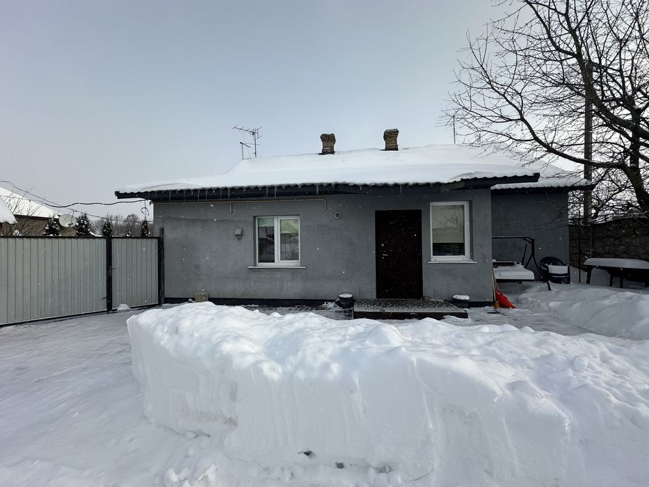 продається частина будинку в районі Кічкарівки