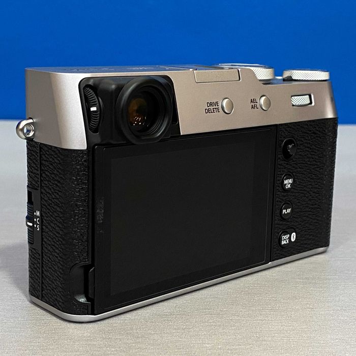 Fujifilm X100VI (40.2MP) | NOVA | 3 ANOS DE GARANTIA