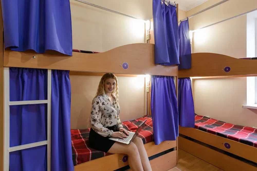 Хостел для Групп / Сотрудников / Студентов / Академгородок Житомирская