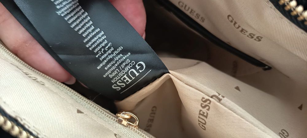 Mala com alça Guess - Portes Grátis