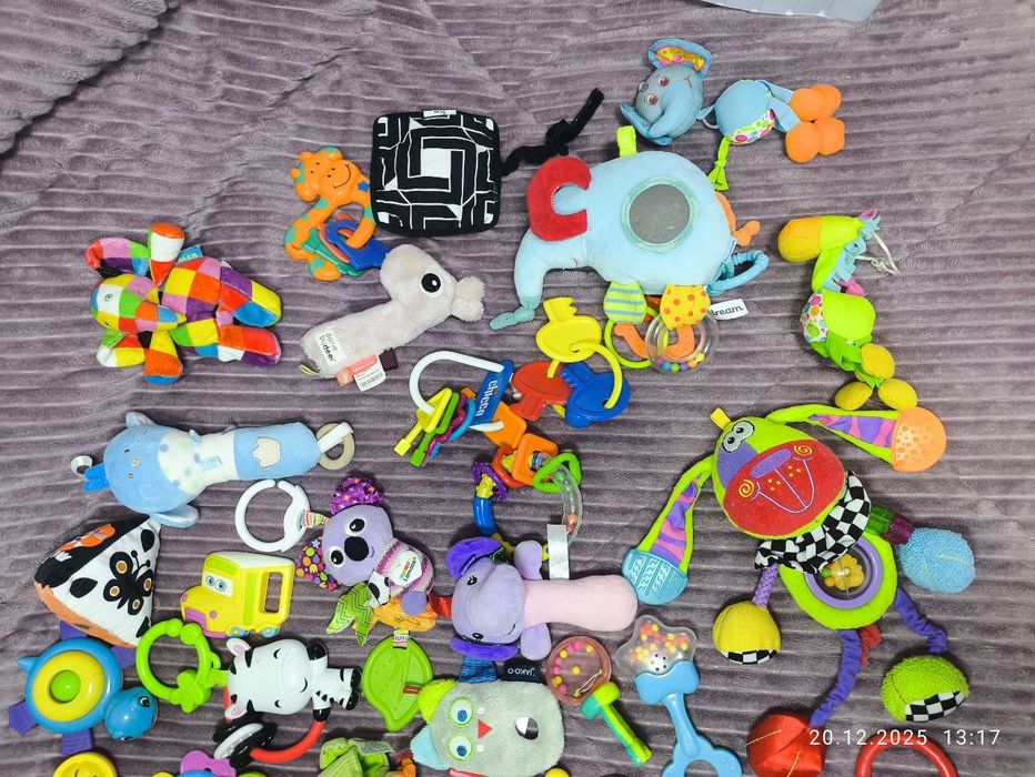 Іграшки для немовлят, ,игрушки для малышей первогодок