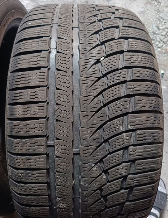 Opony zimowe Nokian 255/40/18 XL 2szt.