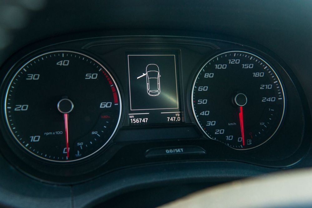 Seat Ibiza 1.4 TDI 105cv - Versão Connect -