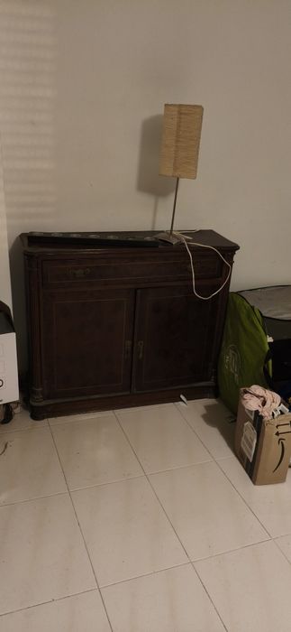 Ofereço mobiliário
