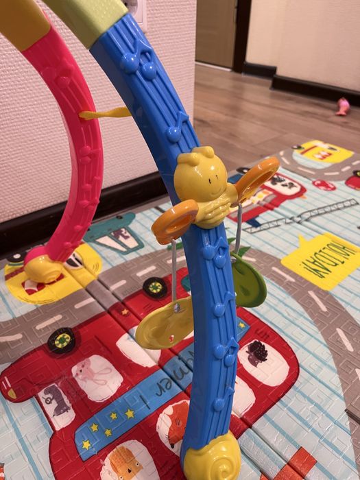 Розвиваюча дуга немовлятам