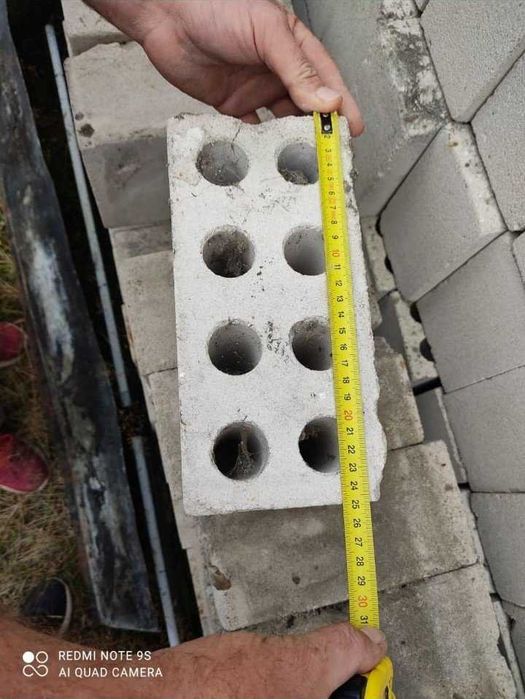 Biała cegła na sprzedaż