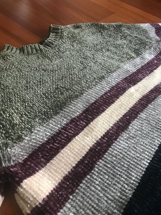 Camisola Pull and Bear às Riscas