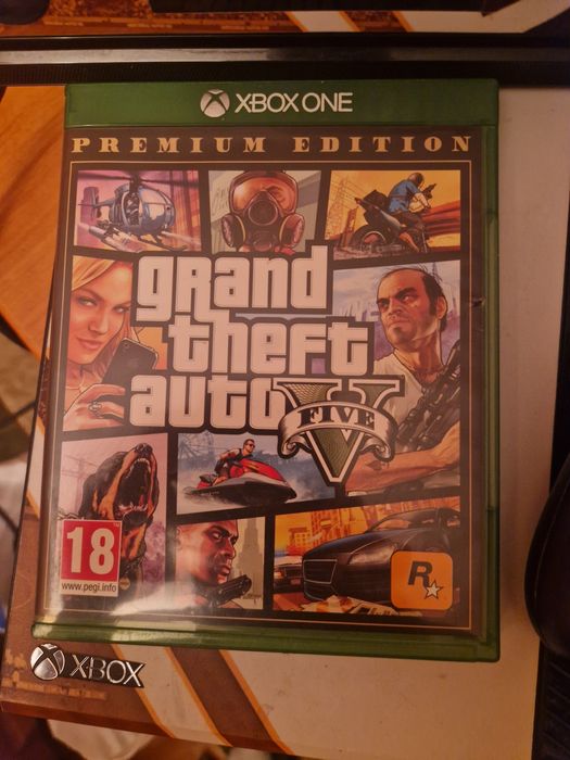 Xbox one + GTA V sprzedam