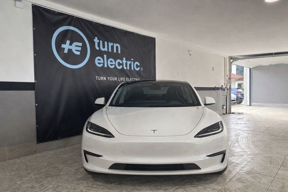 Tesla Model 3 Tração Traseira Premium