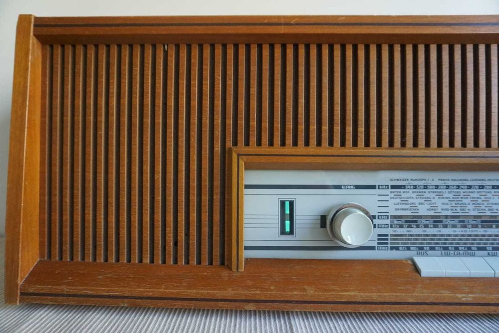 Retro radio Telefunken Andante 1462 - rádio válvulas antigo [c/ FM]