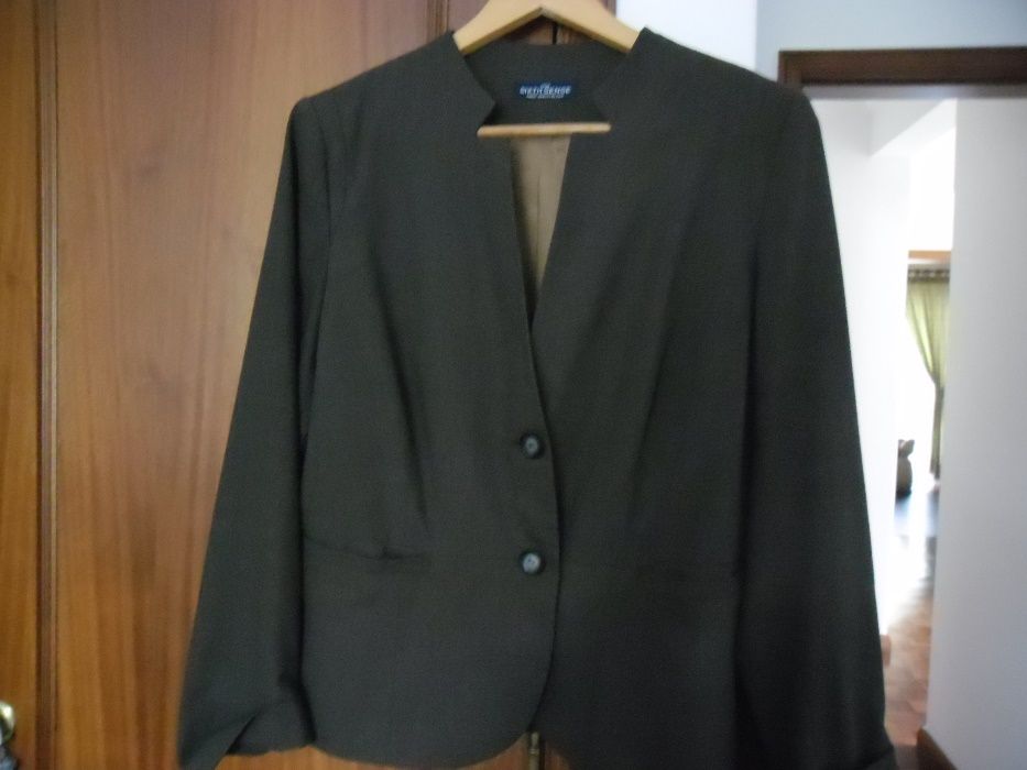 2 Casacos/blazer senhora, nº 44(Nunca usados)