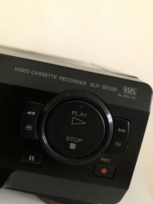 Відеомагнітофон Sony