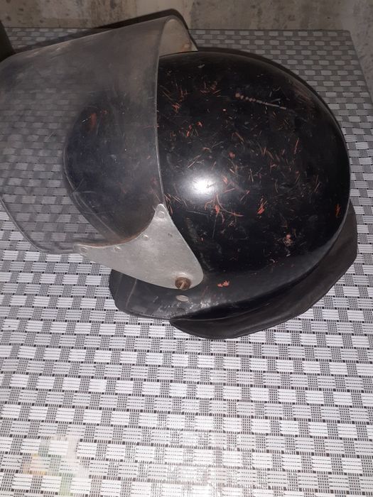 Продам шлем, каска.