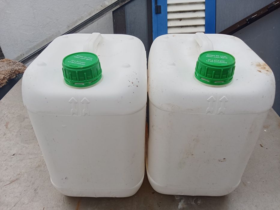 Bidons/garrafões/jerricansn