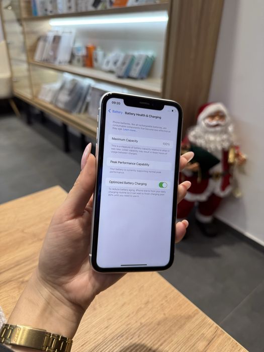 Used iPhone XR 64gb White