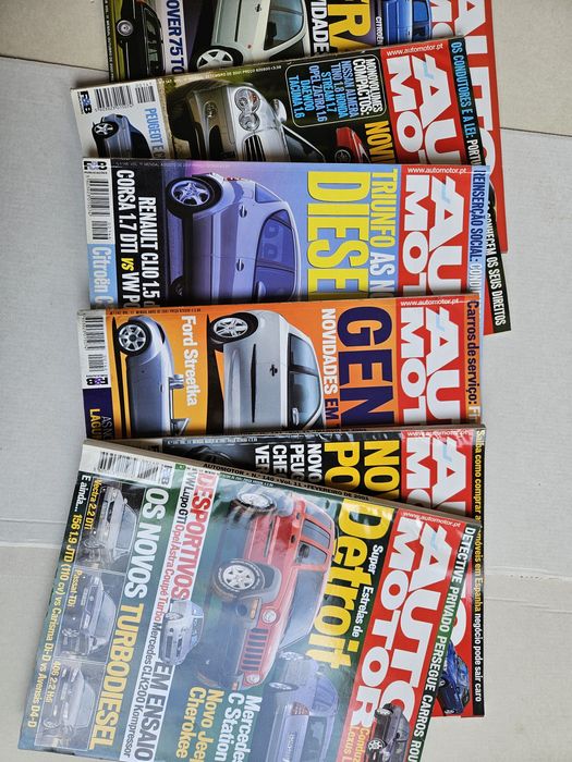 Lote de 6 Revistas AutoMotor Usadas 2001