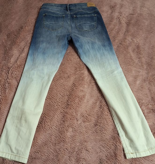 Jeasny/ spodnie damskie Abercrombie & Fitch W29