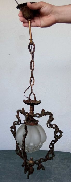 Candeeiro de teto em latão