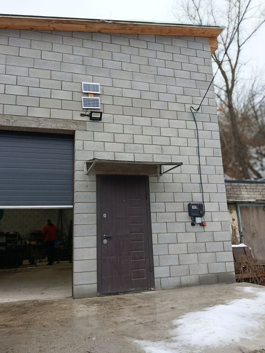 Продам гаражний бокс  Перемога -6