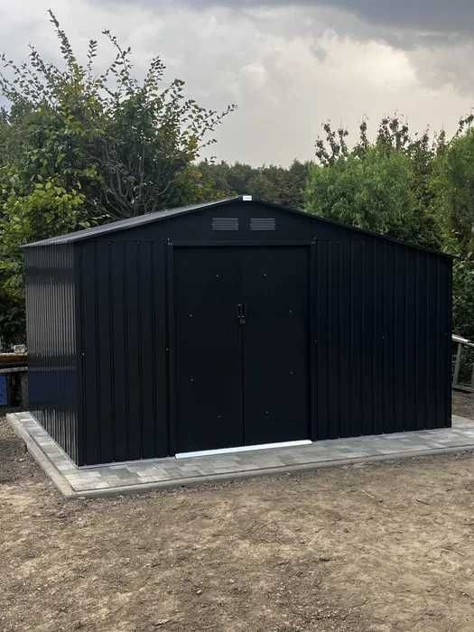 Montaż domków narzędziowych metalowych szop na działkach rod, wylewki.