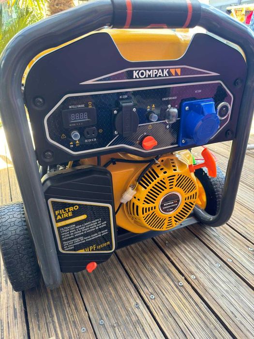 Gerador a Gasolina 8.5kW Kompak K9000E Strong AVR – Como Novo