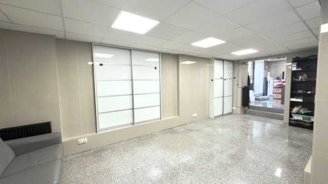 GDYNIA  ŚRÓDMIEŚCIE   59m2 lokal handlowy ,biuro