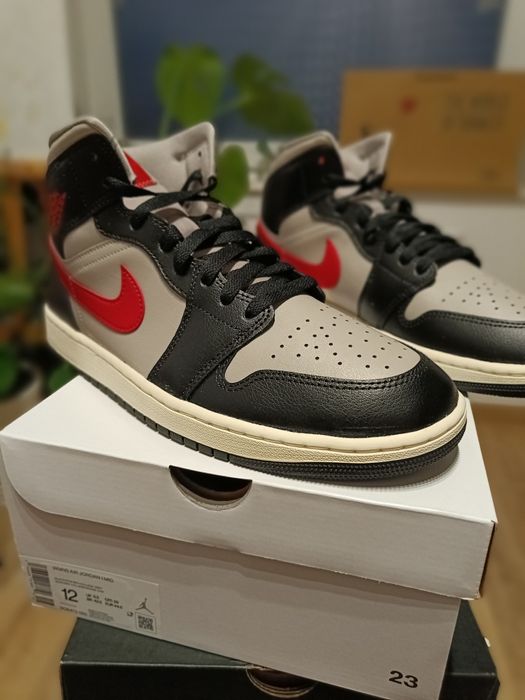 Air Jordan 1 Mid // 44,5 Eur // 29 cm // 12 us