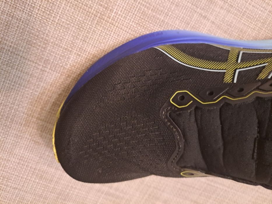 Оригінальні кросівки Asics,Vans